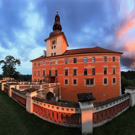 Cernicka Obora 3* Bechyně