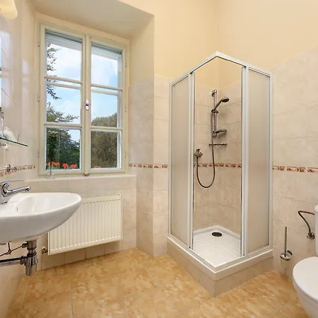 Cernicka Obora 3*