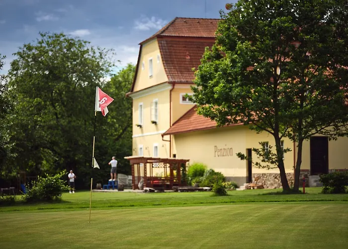 Cernicka Obora Maison d'hôtes Bechyně