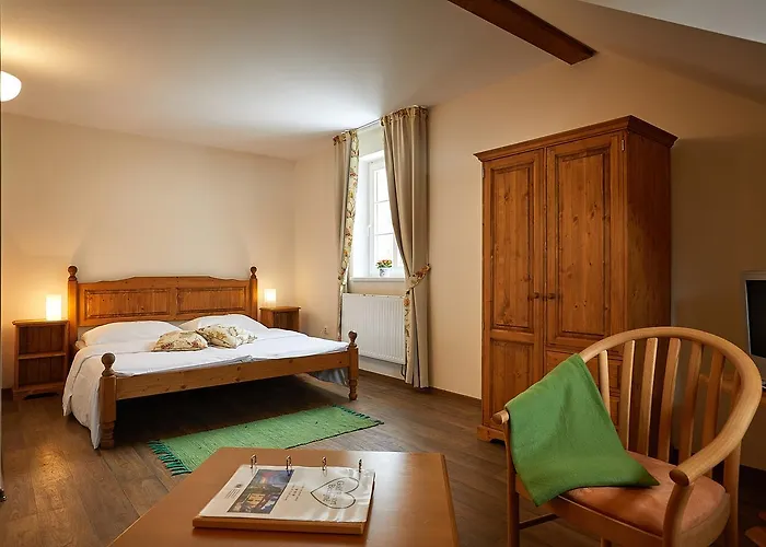 Cernicka Obora Гостевой дом 3*